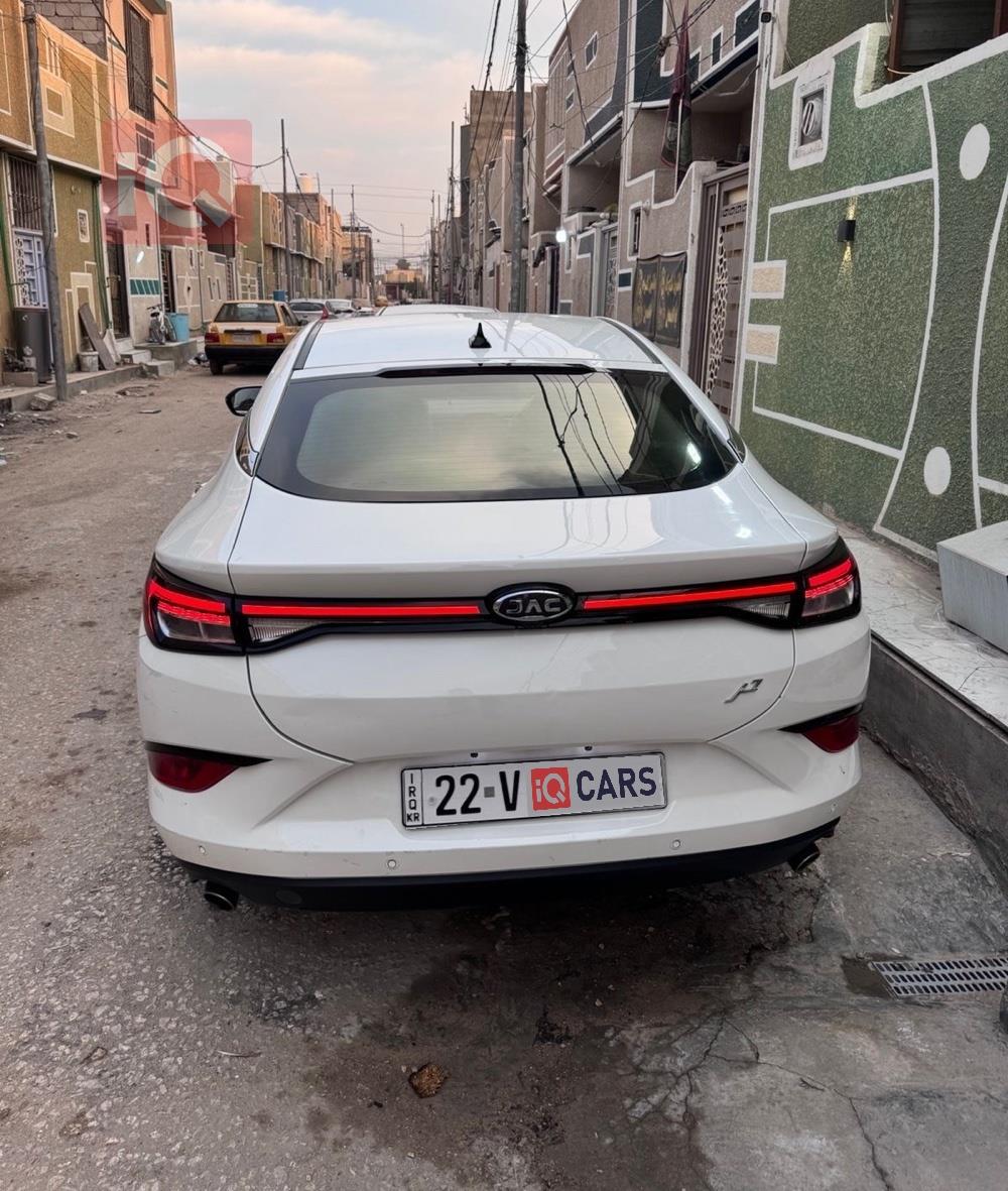 JAC J7